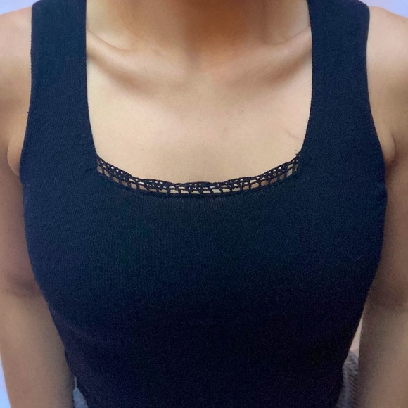 Max Studio Petite Square Neck Tank Top - Picture 3 of 7